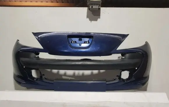 Peugeot 207 Front bumper 9654356880