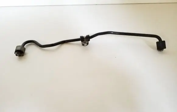 Fuel injector supply line/pipe