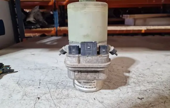 Skoda Fabia Mk1 (6Y) Power steering pump 6Q0423156AB