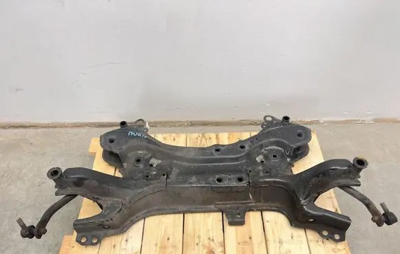 Toyota Auris E180 Front subframe 