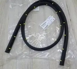 Mercedes-Benz C W205 Front door rubber seal A2057270487