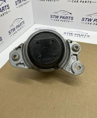 Mercedes-Benz GLC X253 C253 Engine mount bracket 2052407800