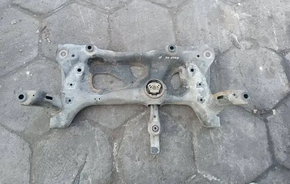 Volkswagen Golf VII Front axle beam 3Q0199