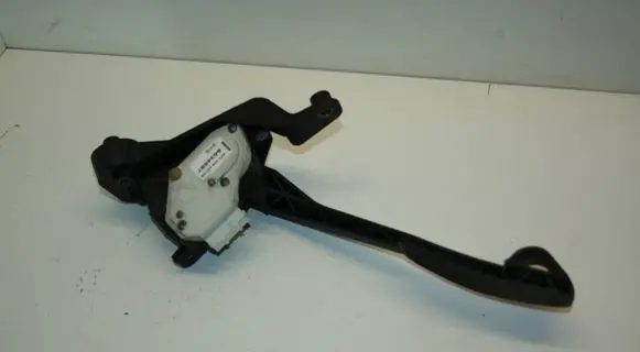 Volvo XC90 Accelerator throttle pedal 6PV00853704 8634697