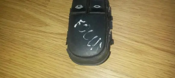 Ford Focus Electric window control switch ys4t14529aa