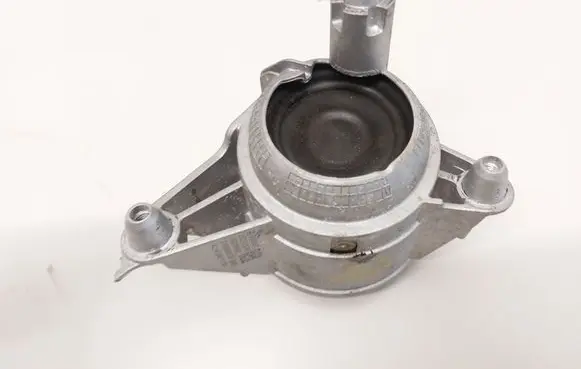 Mercedes-Benz C W206 Engine mount bracket A2142401100