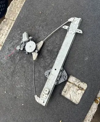 Subaru Forester SH Rear door window regulator with motor 
