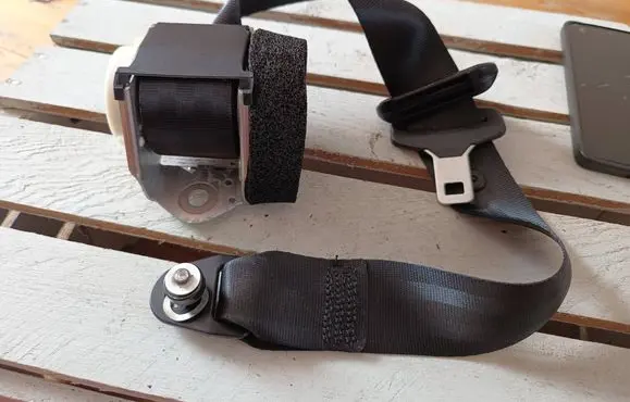 Fiat 500 Rear seatbelt 34075339B 07354925770