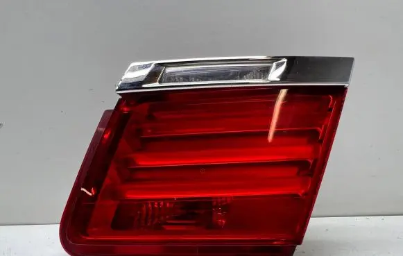 BMW 7 F01 F02 F03 F04 Tailgate rear/tail lights 7182206