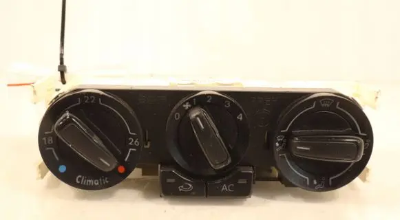 Volkswagen Polo V 6R Interior fan control switch 6R0820045H
