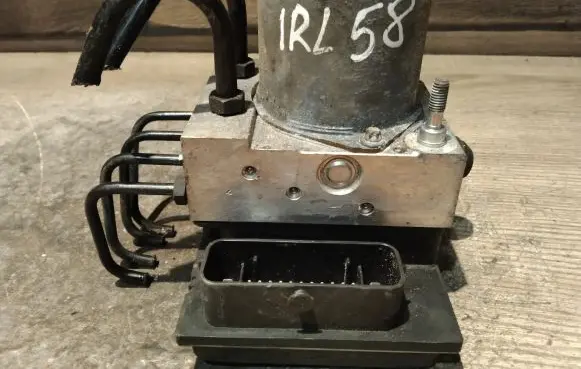 Audi A4 S4 B7 8E 8H ABS Pump 8E0910517H014 8E0614517BF06