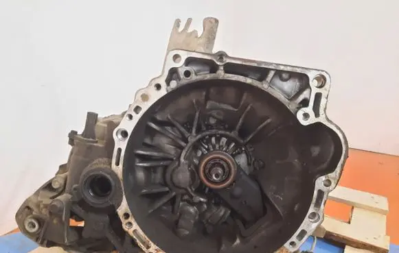 Audi A8 S8 D3 4E Manual 6 speed gearbox FC210