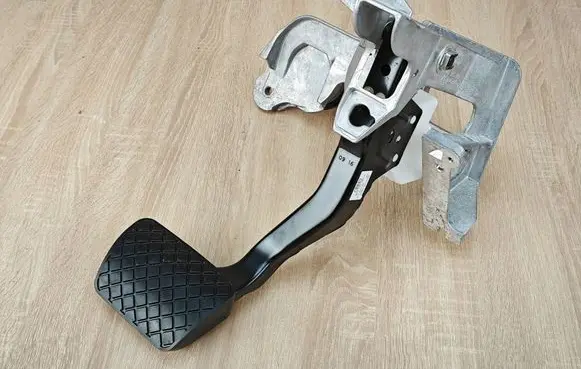 Audi A7 S7 4G Brake pedal 4H1723140A 4G1723117