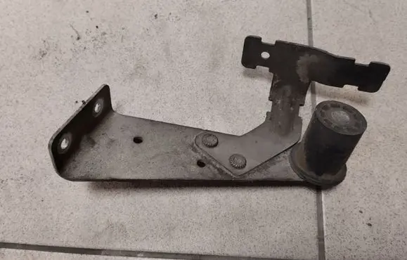 Mercedes-Benz Sprinter W906 Air filter cleaner box bracket assembly 