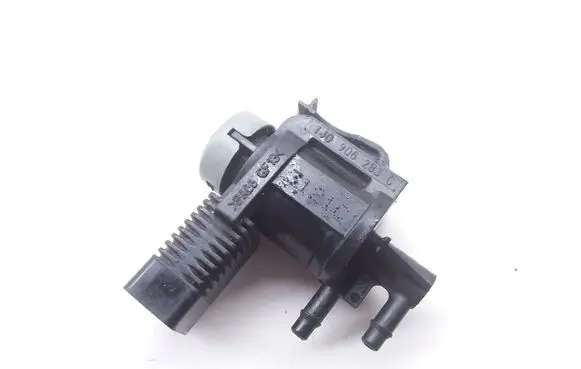 Audi A4 S4 B7 8E 8H Engine mount vacuum valve 1J0906283C