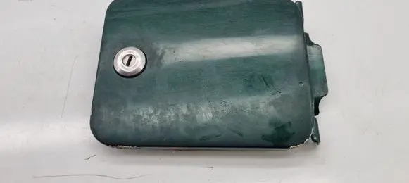 Nissan Patrol Y60 Fuel tank cap