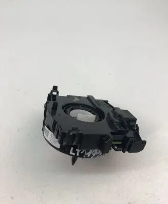 Audi A3 S3 8V Airbag slip ring squib (SRS ring) 5Q0953549