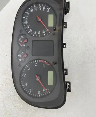 Volkswagen Golf IV Speedometer (instrument cluster) 110008916020 1J0919861T