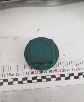 Volvo XC70 Coolant expansion tank/reservoir cap 9445462