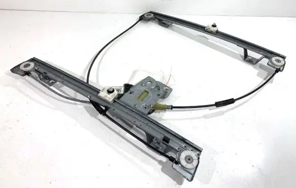 Renault Kangoo II Front door window regulator with motor 402086A