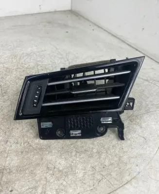 Volkswagen PASSAT B8 Dashboard side air vent grill/cover trim 3G1819701E 0925800506 010220161441