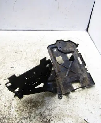 Toyota Auris E180 Engine control unit holder 23347555
