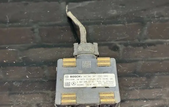 Mercedes-Benz Sprinter W907 W910 Distronic sensor radar 0203302207 39R11960 A9079003303