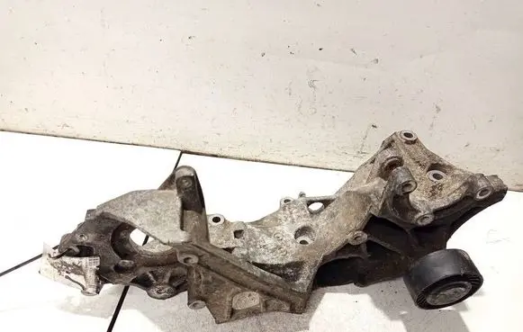 Audi A5 8T 8F Engine mounting bracket 03l903143h