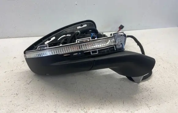 Volkswagen Tayron II Front door electric wing mirror E80413348 57L857502P