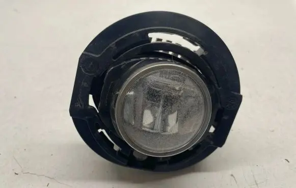 Chrysler 300C Front fog light 68228884AC