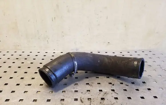 Opel Frontera B Intercooler hose/pipe