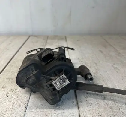 Volkswagen T-Roc Rear brake caliper 5Q0615406
