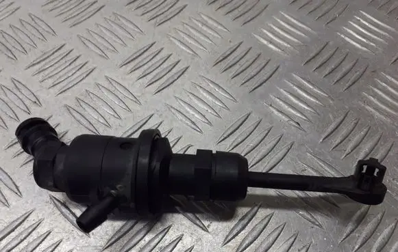 Nissan Note (E11) Clutch slave cylinder 30610AX715