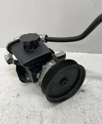Mercedes-Benz C W204 Power steering pump 7691332130