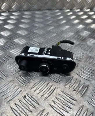 Opel Insignia B Light switch 84215920 F5A011C 02056D