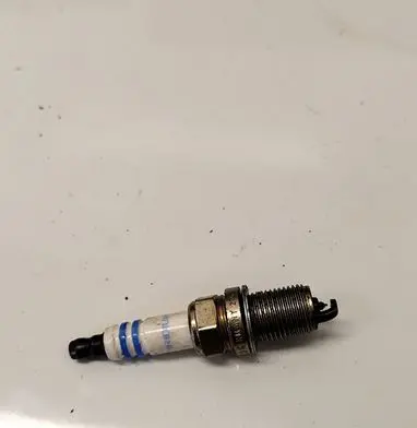 Audi A6 S6 C6 4F Spark plug