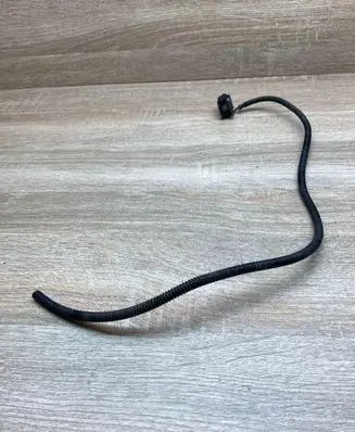 Mercedes-Benz E W210 Plug wire 2105403681 9676781