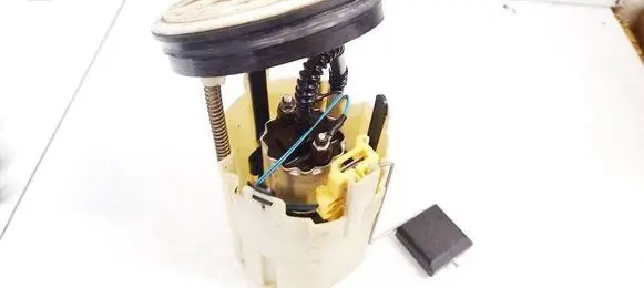 Mercedes-Benz E W211 In-tank fuel pump A2114701694