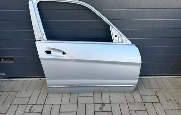 Mercedes-Benz GLK (X204) Front door A2047220200