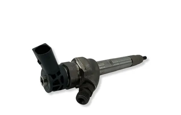 BMW 5 F10 F11 Fuel injector 8514148 0445110712