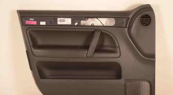 Volkswagen Touareg II Front door card panel trim