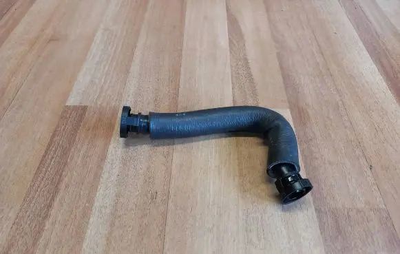 Breather/breather pipe/hose