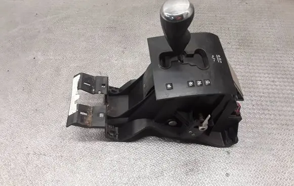 Jeep Patriot Gear shifter/selector 68021374AA PDB06A1