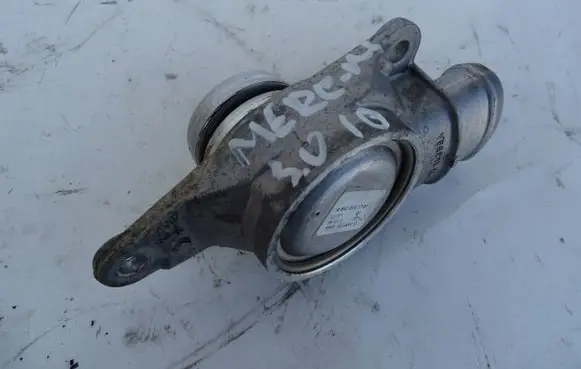 Mercedes-Benz ML W166 Breather/breather pipe/hose A6420101791