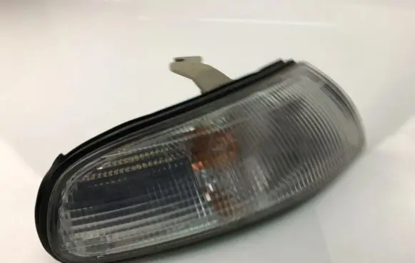 Mazda 626 Front fender indicator light 21061612
