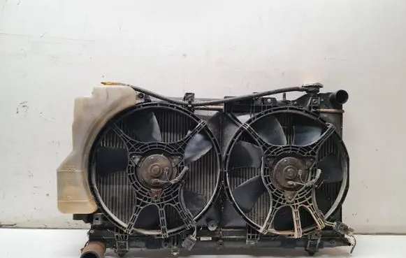 Subaru Forester SF Coolant radiator