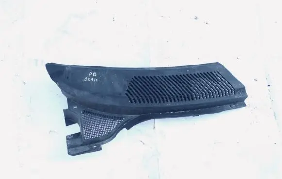 Renault Scenic I Wiper trim 8200050331