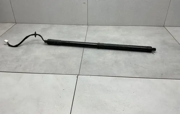 Nissan X-Trail T32 Tailgate/trunk strut/damper 905614CL1A