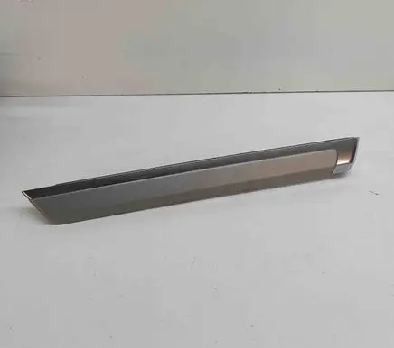 Porsche Cayenne (92A) Front door card panel trim 7P5867410A