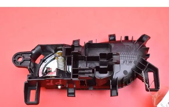 Nissan Qashqai Front door interior handle 806704EA0